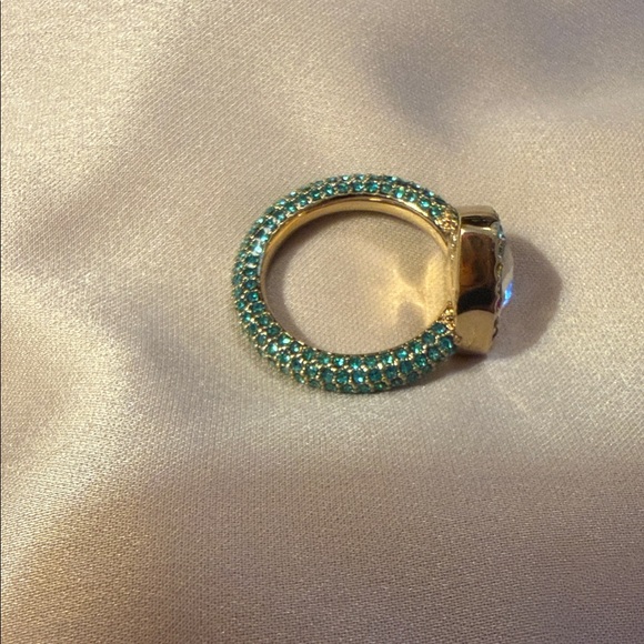 Kurt Geiger Rainbow Crystal Heart Cocktail Ring in Gold Tone Sz 7. New - Picture 6 of 7